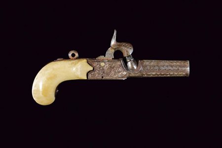 Miniatura di una pistola a luminello