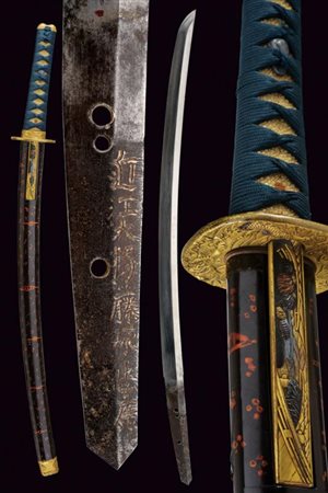 Wakizashi in fine montatura dorata, mei Omi daijo Fujiwara Tadahiro