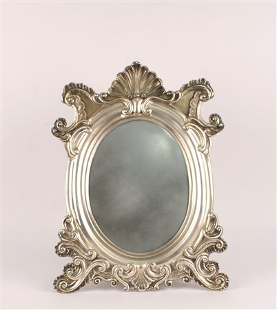SPECCHIERA DA TAVOLO IN ARGENTO manifattura italiana decorata a motivi di...