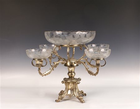 EPERGNE IN SHEFFIELD Inghilterra manifattura recente con cinque coppe in...