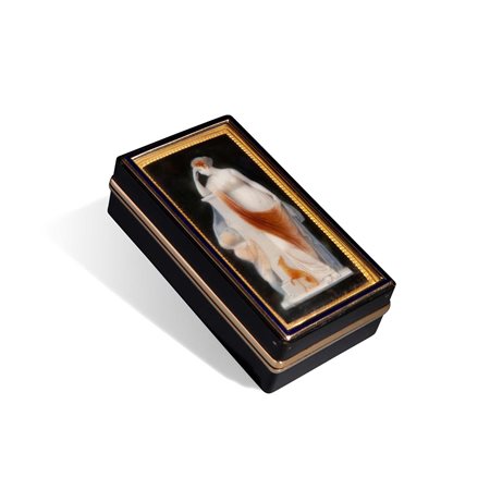 Scatola rettangolare in tartaruga, oro, smalto e miniatura dipinta, XVIII - XIX secolo