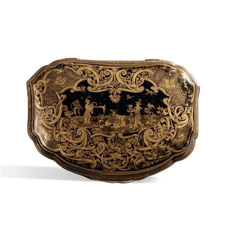 Rara scatola sagomata con vassoio interno di Jean-Jacques Prevost, prima metà XVIII secolo