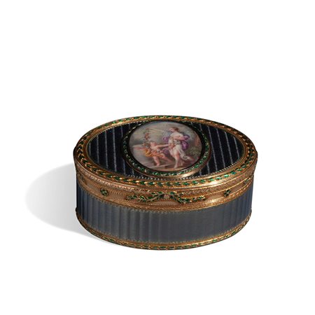 Scatola ovale in oro e smalti policromi, XVIII secolo