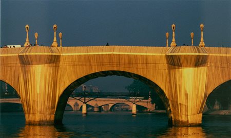 WOLFGANG VOLZ The pont neuf wrapped, 1985