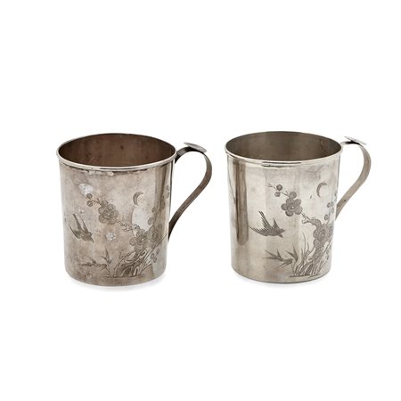 Due bicchieri in argento