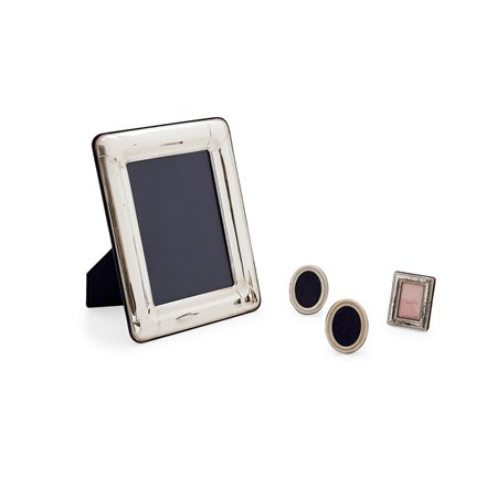 Lotto di quattro cornici in argento