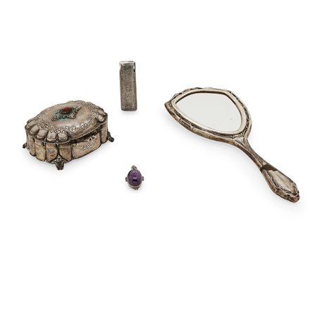 Lotto di quattro argenti