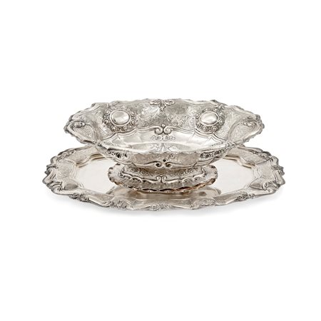 Alzata con piatto in argento