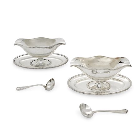 Due salsiere con cucchiaio, Italia XX secolo