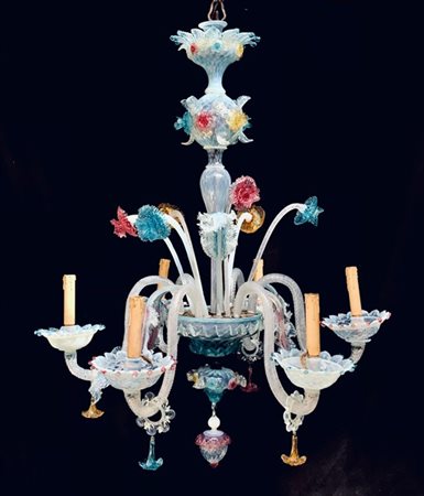 Manifattura di Murano, lampadario a sei luci in vetro colorato con decoro a fog
