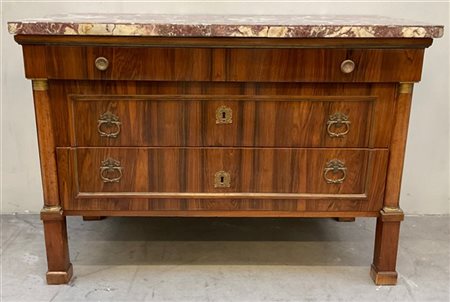 Cassettone lastronato a due cassetti e mezzo con montanti a mezza colonna profi