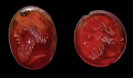 Lot of 2 roman carnelian intaglios. Bearded portraits.