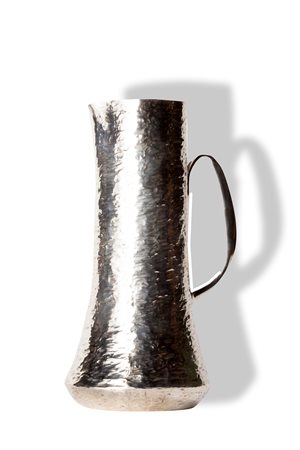 Brocca in argento di Tapio Wirkkala