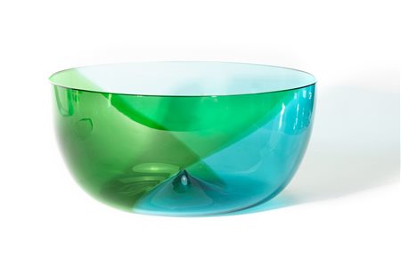 Coppa in vetro a fasce policrome verde e celeste, della serie "Coreani" di Tapio Wirkkala per Venini