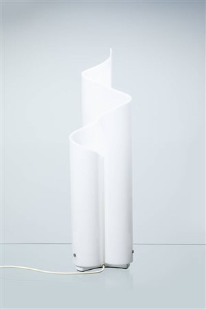 VICO MAGISTRETTI<BR>Lampada mod. Mezza Chimera