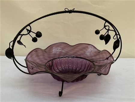 Centrotavola in vetro soffiato trasparente ametista chiaro, struttura a cesto i