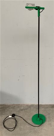 Ernesto Gismondi Lampada da terra modello "Sintesi terra". Produzione Artemide,