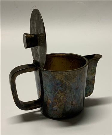 Gio Ponti Teiera. Produzione Arthur Krupp, Milano, anni '60. Marcato sotto la ba