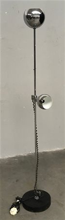 Reggiani (Attribuito)
Lampada da terra a due luci globulari, delle quali una reg