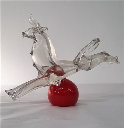 Manifattura di Murano "Ariete"
Scultura in vetro massello cristallo. Base sferic