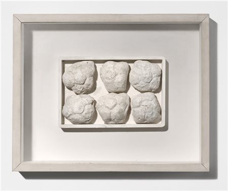 Piero Manzoni "Achrome" 1962 circa
pane e caolino
cm 17,5x26,5

Provenienza
Coll