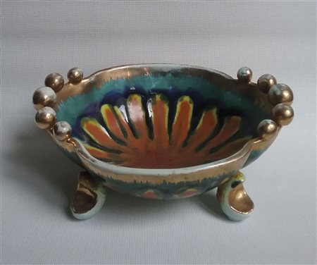 Ceramiche Nervi Genova Centrotavola, 1930/40;su piedini in terracotta...