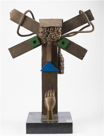 Enrico Baj "L'archeologo" 1984
collage, bronzo e marmo
cm 80x62x35
Firmata e num