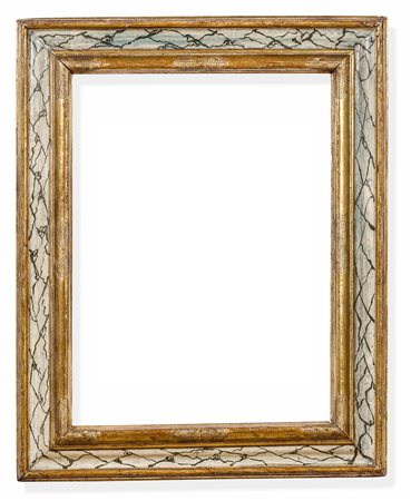 Cornice in legno laccato a finto marmo, bulinato e dorato. Piemonte XVII secolo