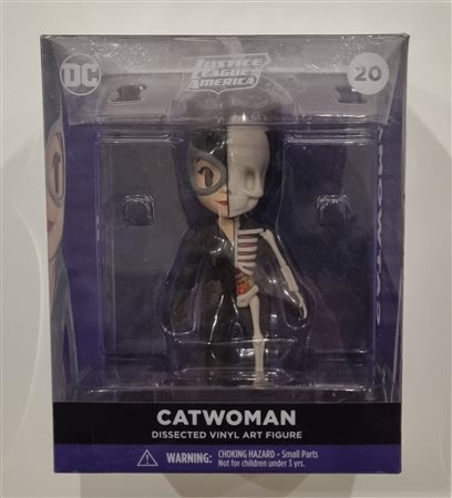 XXRAY . (.) 2021 Catwoman 2019 Scultura Vinile/vinyl sculpture 10,00x5,00x4,00