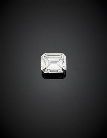 Diamante ottagonale a gradini di ct. 1,67. 

Accompagnato da diamond report CIS