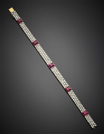 LACLOCHE FRERESBracciale in platino, diamanti old mine per complessivi ct. 8,0