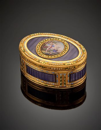 Tabacchiera ovale in oro giallo e smalto guilloché, coperchio con placca in sma