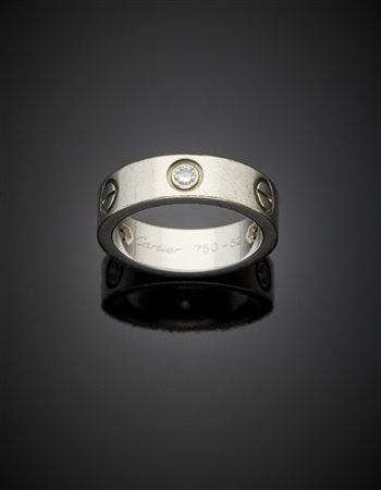 CARTIER
Anello "Love" in oro bianco, g 8,80 circa misura 12/52. Firmato Cartier