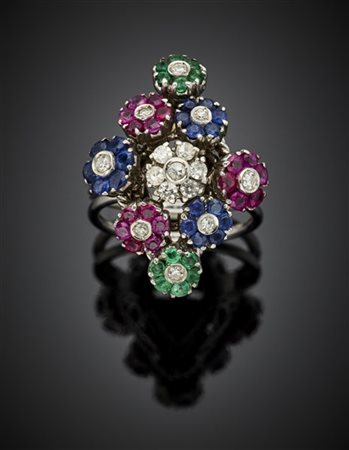 LUNATI
Anello in oro bianco con fiori en tremblant in diamanti, rubini, smerald
