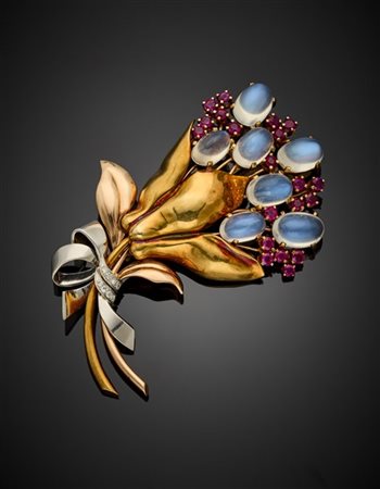 TIFFANY&CO
Broche floreale in oro giallo, bianco e rosa 585/1000 con rubini e p