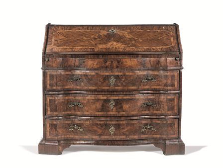 Cassettone scrivania, Emilia, metà sec. XVIII, in radica di noce e radica di...