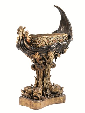 Importante culla, Piemonte, 1870, in legno scolpito, argentato e dorato,...