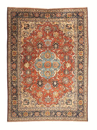 Tappeto Tabriz persiano, sec. XIX, fondo rosso mattone con medaglione...