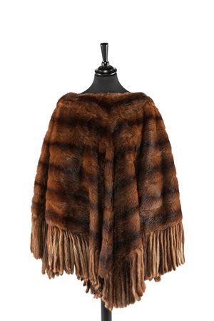 Pelliccia di weasel a poncio