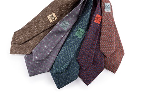 Hermès - Lotto di cinque cravatte