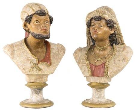  
Coppia di busti in alabastro, metà del XIX secolo 
 altezza cm 40