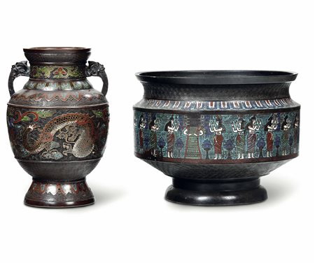 Vaso e piccola giardiniera in bronzo e smalti, Cina e Persia, XX secolo