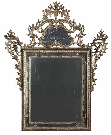 Specchiera in legno intagliato e dorato. Piemonte XVIII secolo