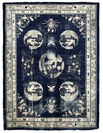 Tappeto Pechino, Cina fine XIX secol. Campo blu con 5 medaglioni