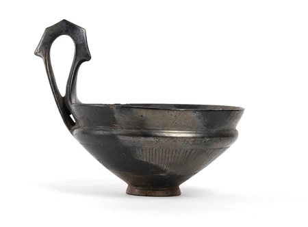 KYATHOS ETRUSCO IN BUCCHERO GRAFFITOVII - VI secolo a.C.alt. cm 15; diam....