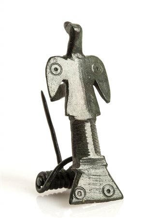 FIBULA CONFORMATA A VOLATILEEpoca tardo imperiale, III - V secolo d.C.Bronzo,...