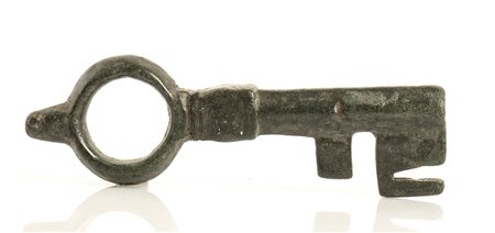 CHIAVE Epoca romanaBronzo, lungh. cm 8ProvenienzaCollezione privata, Roma;...