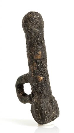 PENDENTE A FORMA DI FALLOEpoca romanaBronzo, lungh. cm...