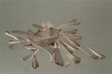 Twentythree 800 silverware, gr. 1000 ca. 20th c
