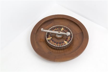 Wooden and steel roulette with painted numbers